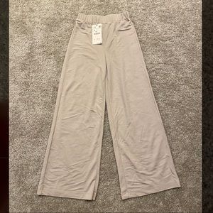 New Zara Wide Leg Pants Small